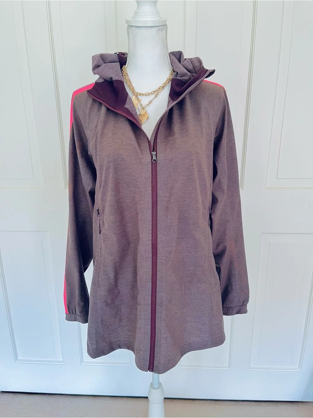 lululemon athletica very good